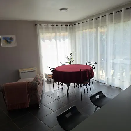Alfabeta Villa Bizanet